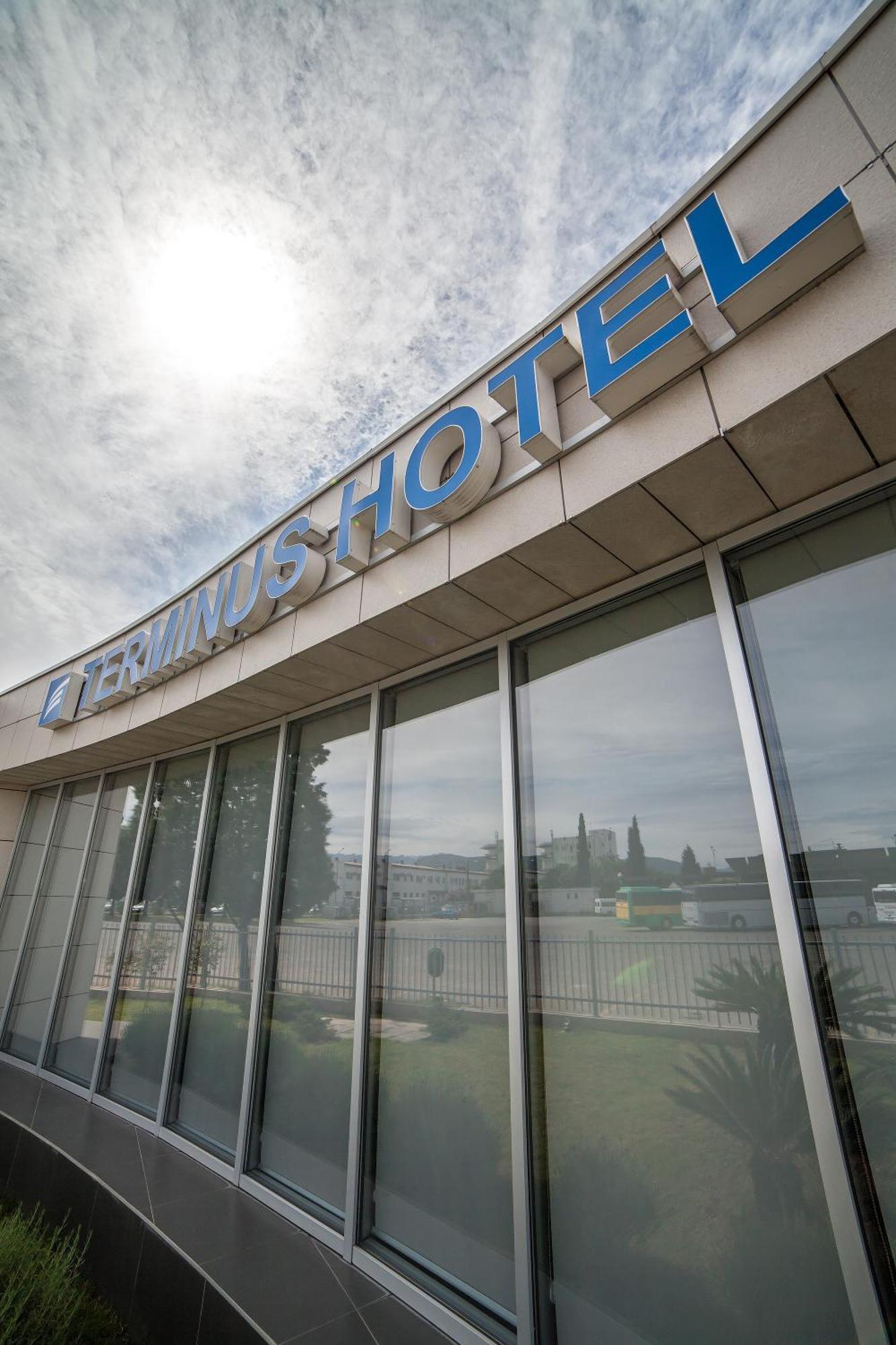 Hotel Terminus Podgorica Exterior photo
